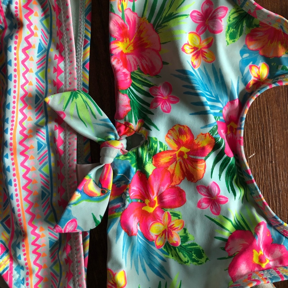 Wonder Nation little girls swimsuit 6/6x - Picture 2 of 4
